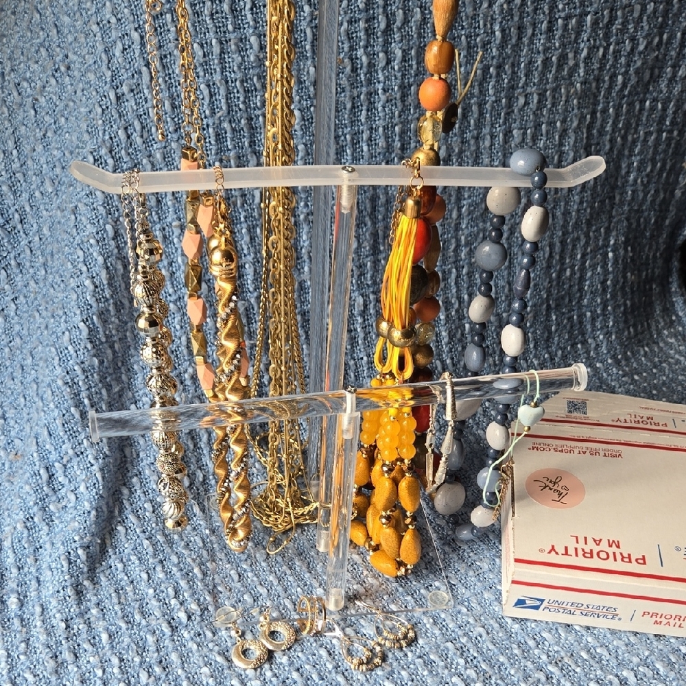 Jewelry Jackpot Box - Picture 4 of 12